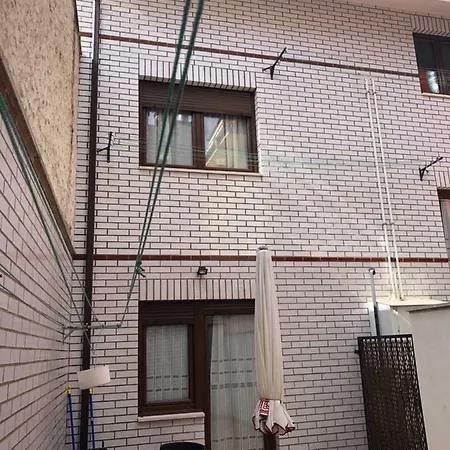 Los Cazurros Apartamento *